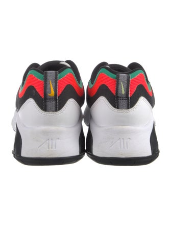 Nike Mesh Colorblock Pattern Athletic Sneakers