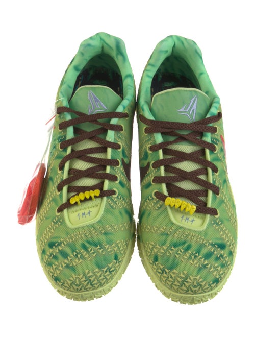 Nike Mesh Printed Sneakers