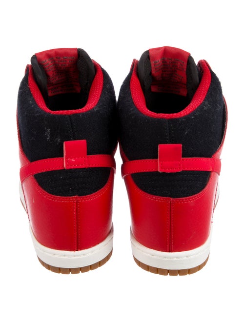 Nike Wmns Dunk Sky Hi Essential Wedge Sneakers