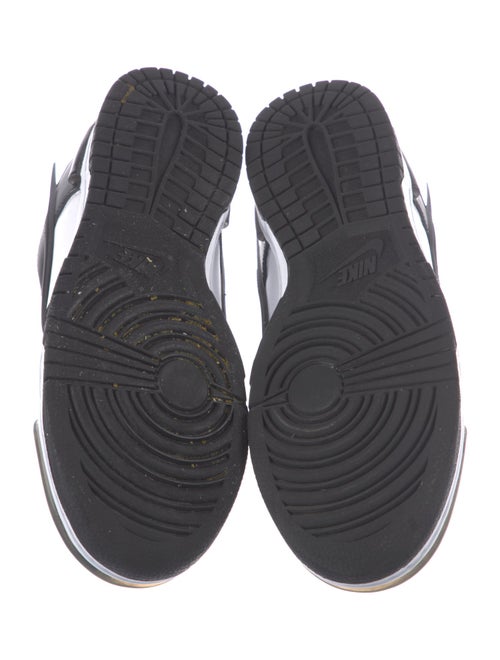 Nike Leather Colorblock Pattern Athletic Sneakers