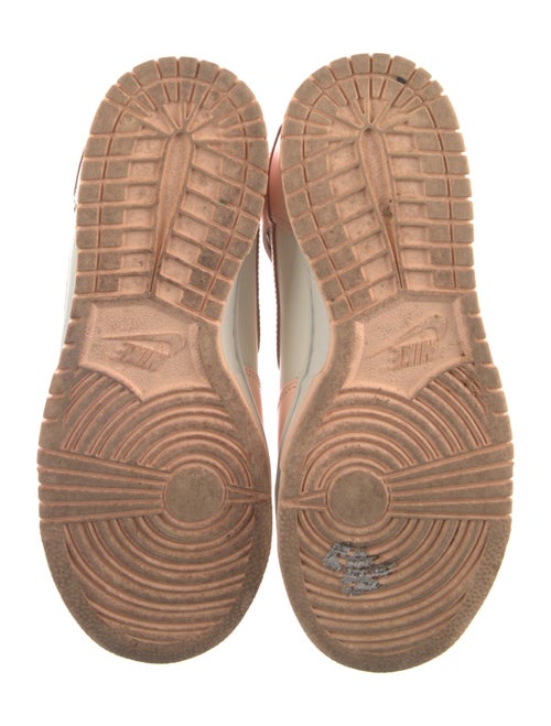 Nike Leather Colorblock Pattern Athletic Sneakers