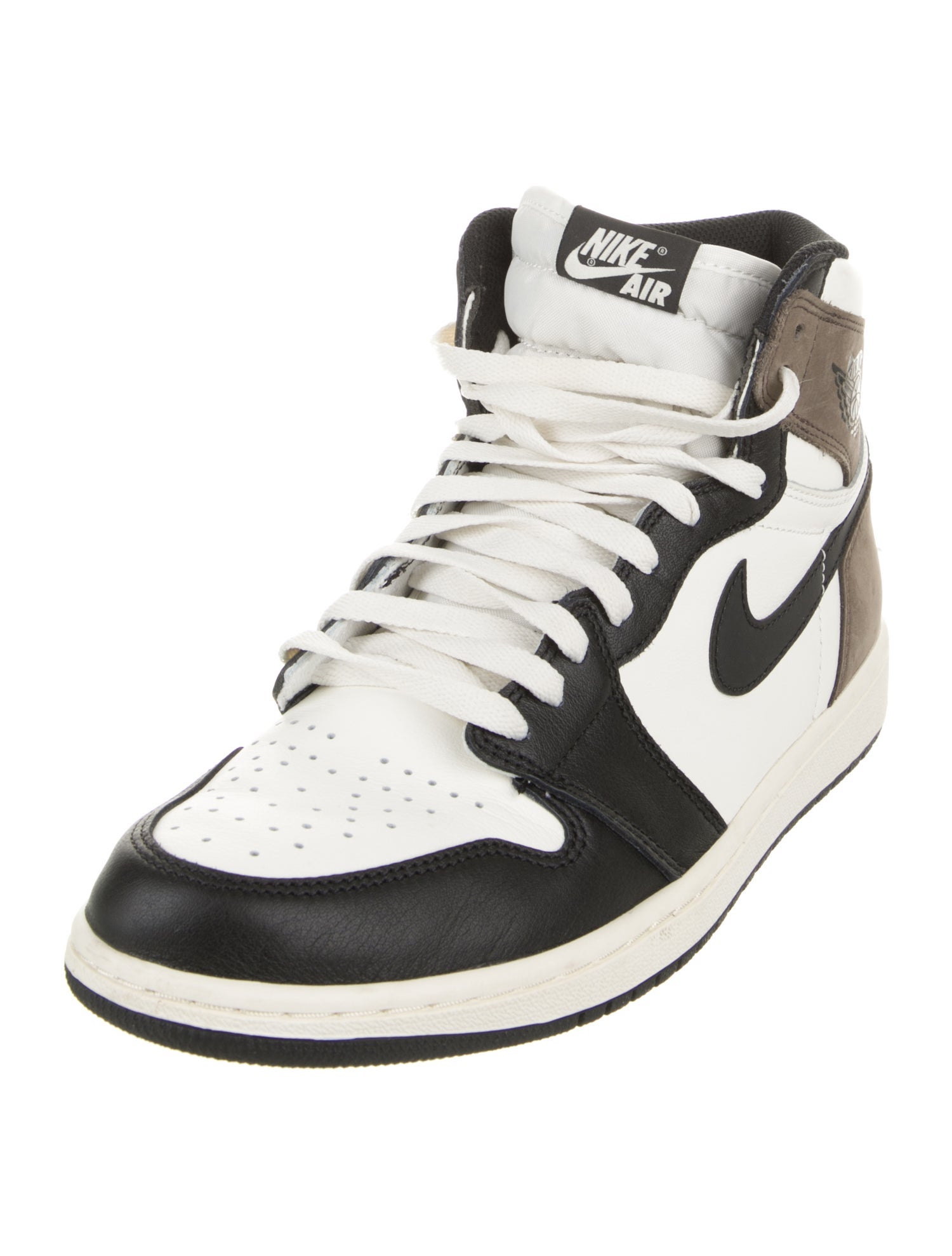 Nike Leather Colorblock Pattern Sneakers