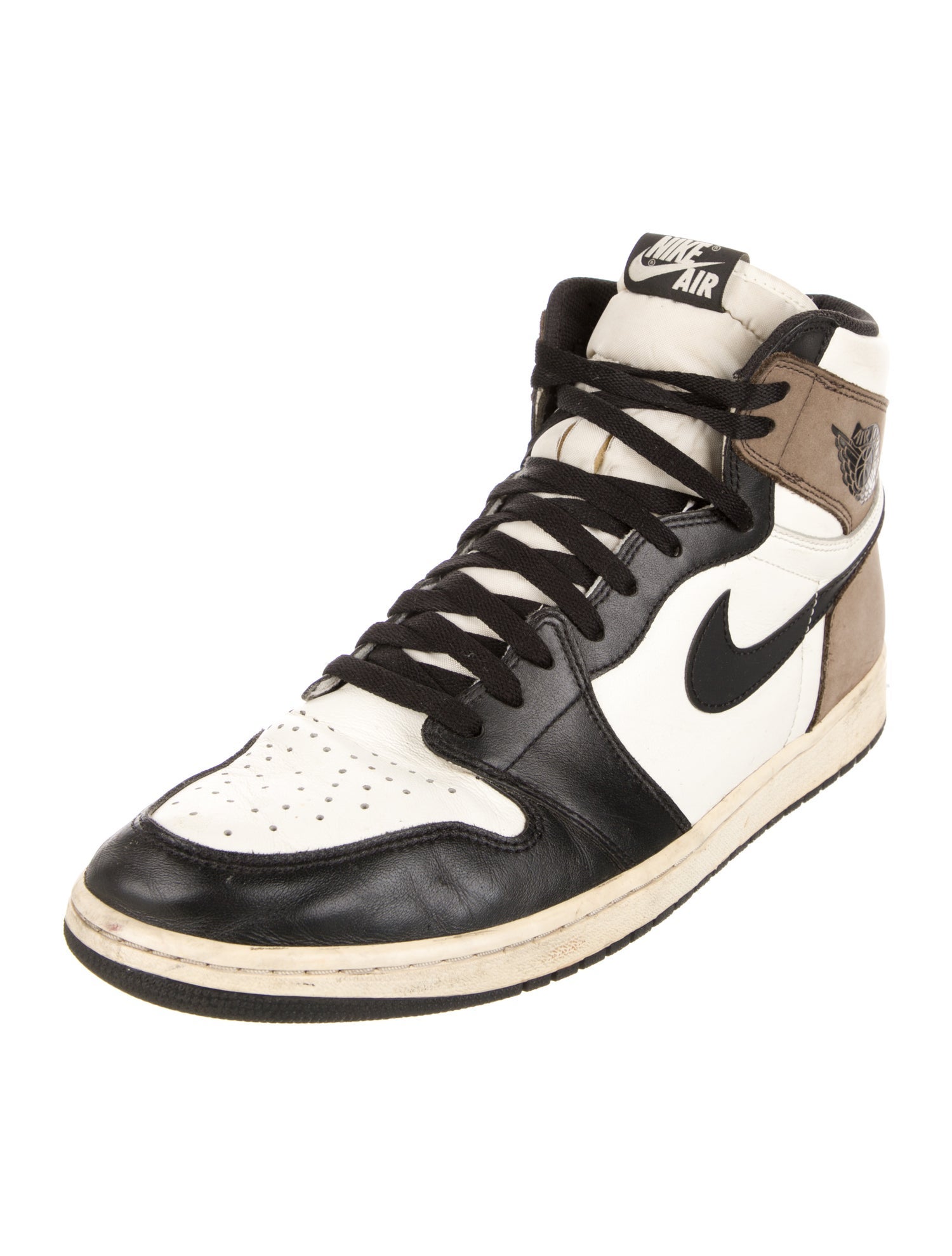 Nike Leather Colorblock Pattern Sneakers