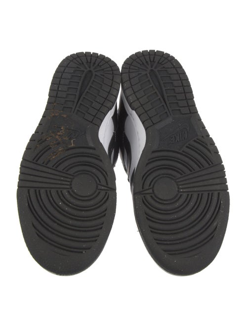 Nike Leather Colorblock Pattern Sneakers