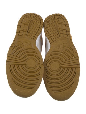 Nike Leather Colorblock Pattern Sneakers