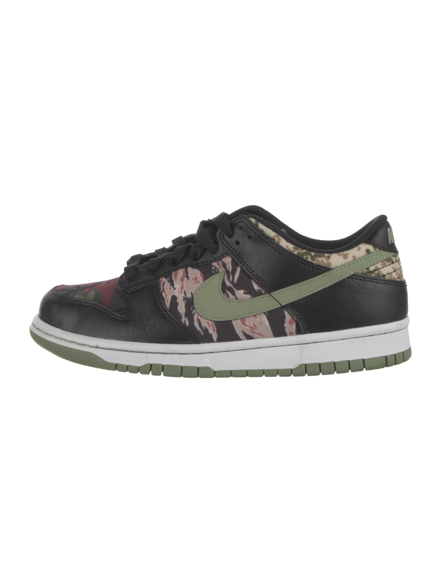 Nike Leather Printed Athletic Sneakers