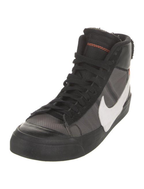 Nike Leather Colorblock Pattern Sneakers