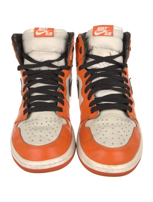 Nike Leather Colorblock Pattern Sneakers