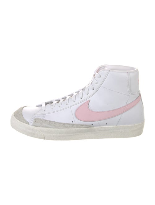 Nike Leather Colorblock Pattern Sneakers
