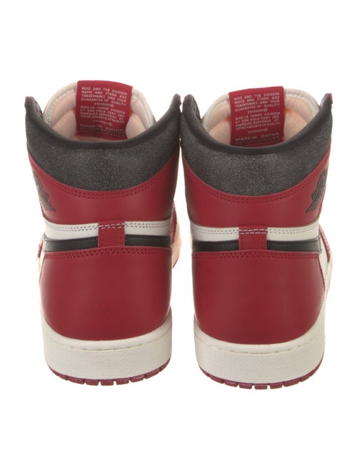 Nike Leather Colorblock Pattern Sneakers