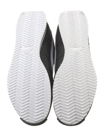 Nike Nylon Athletic Sneakers