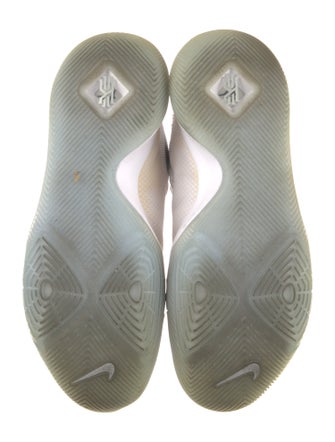 Nike Mesh Tweed Pattern Athletic Sneakers