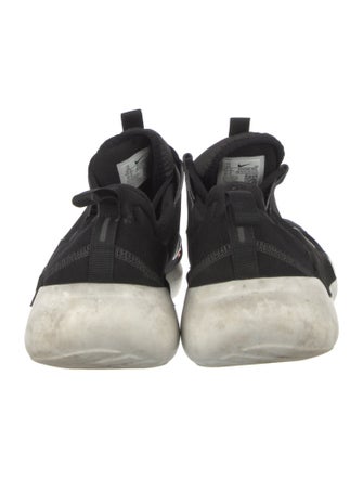 Nike Mesh Printed Athletic Sneakers