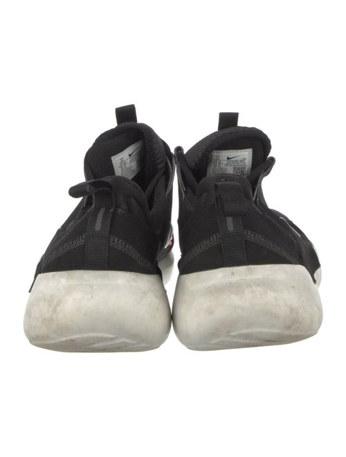 Nike Mesh Printed Athletic Sneakers