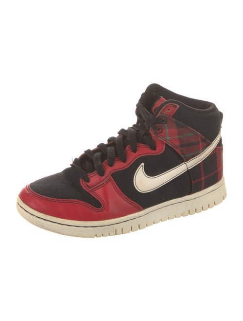 Nike Dunk High SE 'Tartan Plaid Black University Red' Sneakers