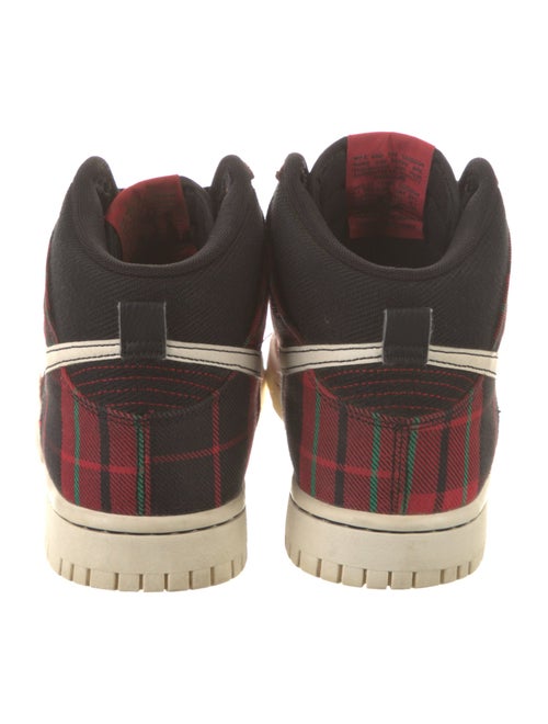 Nike Dunk High SE 'Tartan Plaid Black University Red' Sneakers
