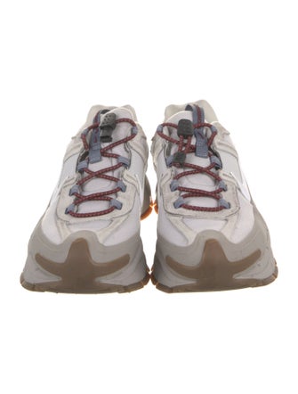 Nike Mesh Colorblock Pattern Athletic Sneakers