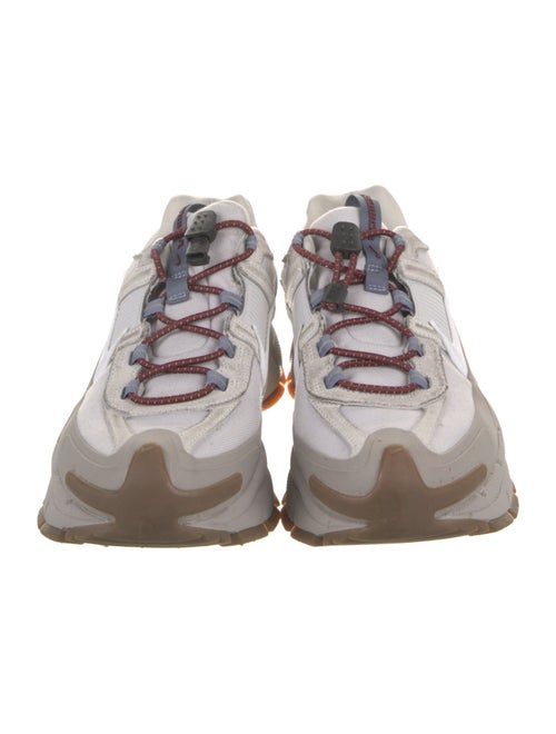 Nike Mesh Colorblock Pattern Athletic Sneakers