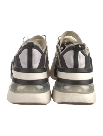 Nike Mesh Printed Athletic Sneakers