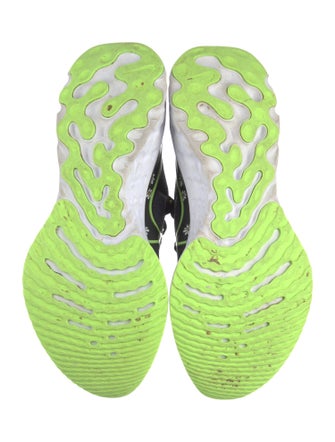 Nike Mesh Printed Sneakers