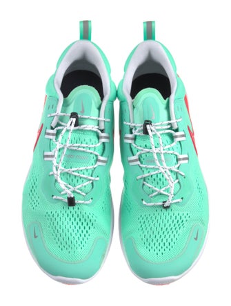 Nike Mesh Colorblock Pattern Athletic Sneakers