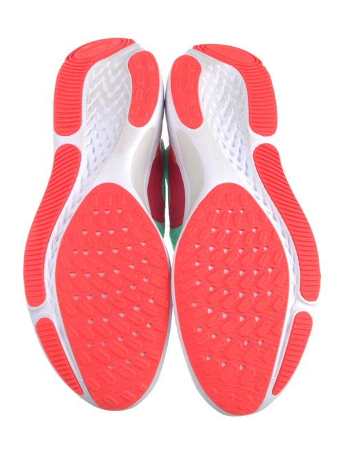 Nike Mesh Colorblock Pattern Athletic Sneakers