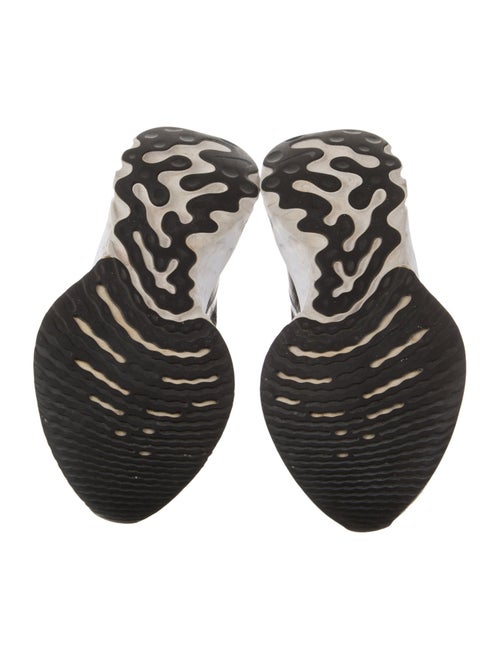 Nike Graphic Print Sneakers