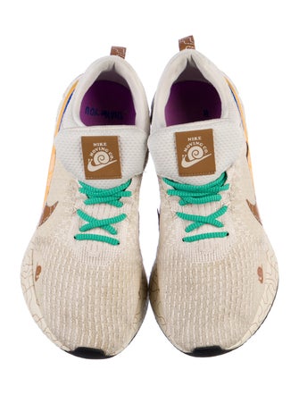 Nike Printed Athletic Sneakers