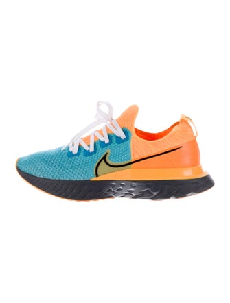 Nike Colorblock Pattern Athletic Sneakers