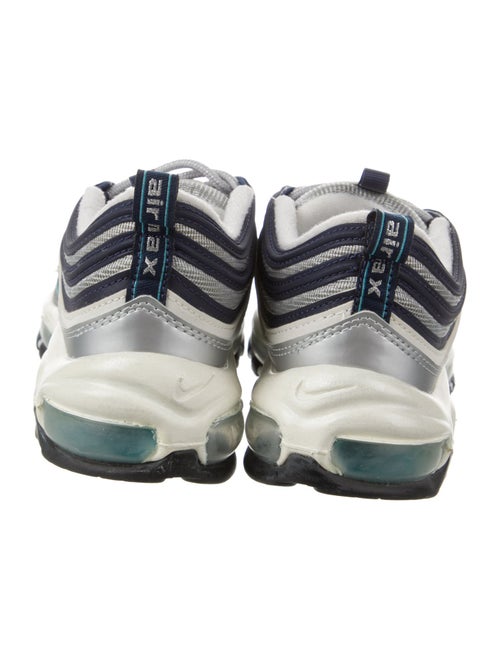 Nike Printed Embroidered Accent Sneakers