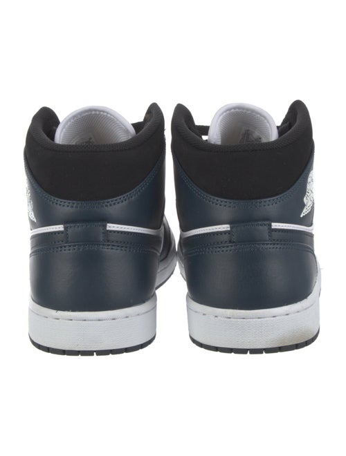 Nike Leather Colorblock Pattern Sneakers