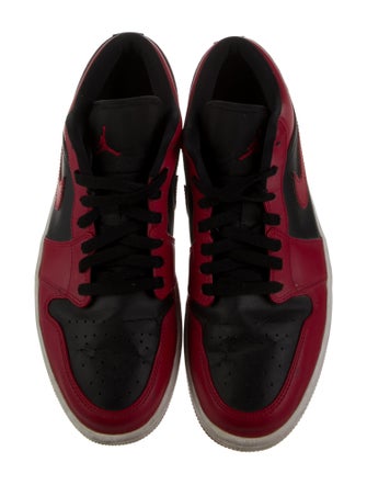 Nike Leather Colorblock Pattern Athletic Sneakers