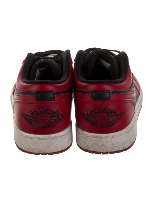 Nike Leather Colorblock Pattern Athletic Sneakers