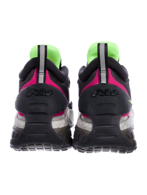 Nike Mesh Colorblock Pattern Sneakers