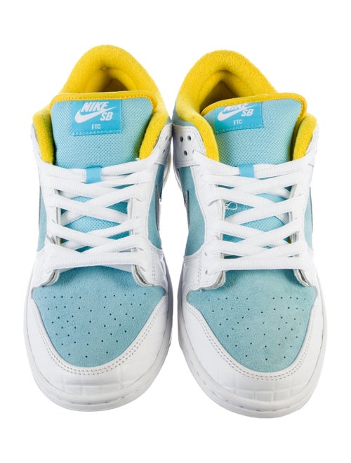 Nike SB x FTC Dunk Low 'Lagoon Pulse' Athletic Sneakers
