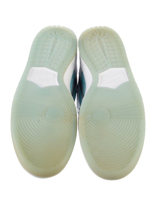 Nike SB x FTC Dunk Low 'Lagoon Pulse' Athletic Sneakers