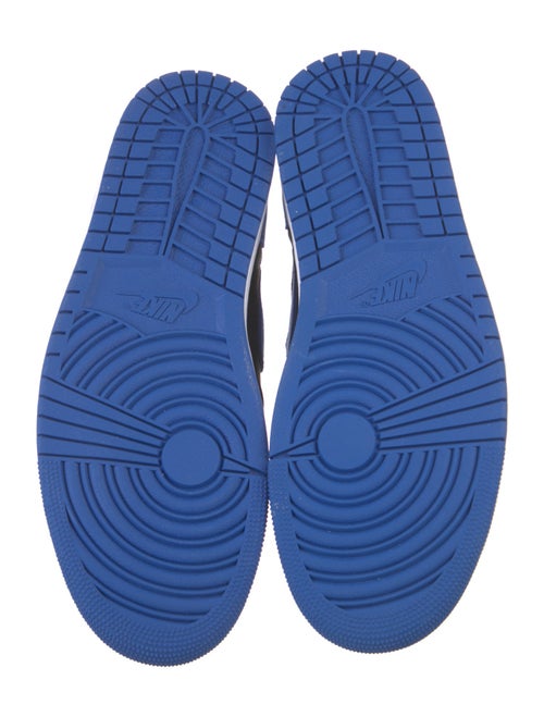 Nike Suede Colorblock Pattern Athletic Sneakers