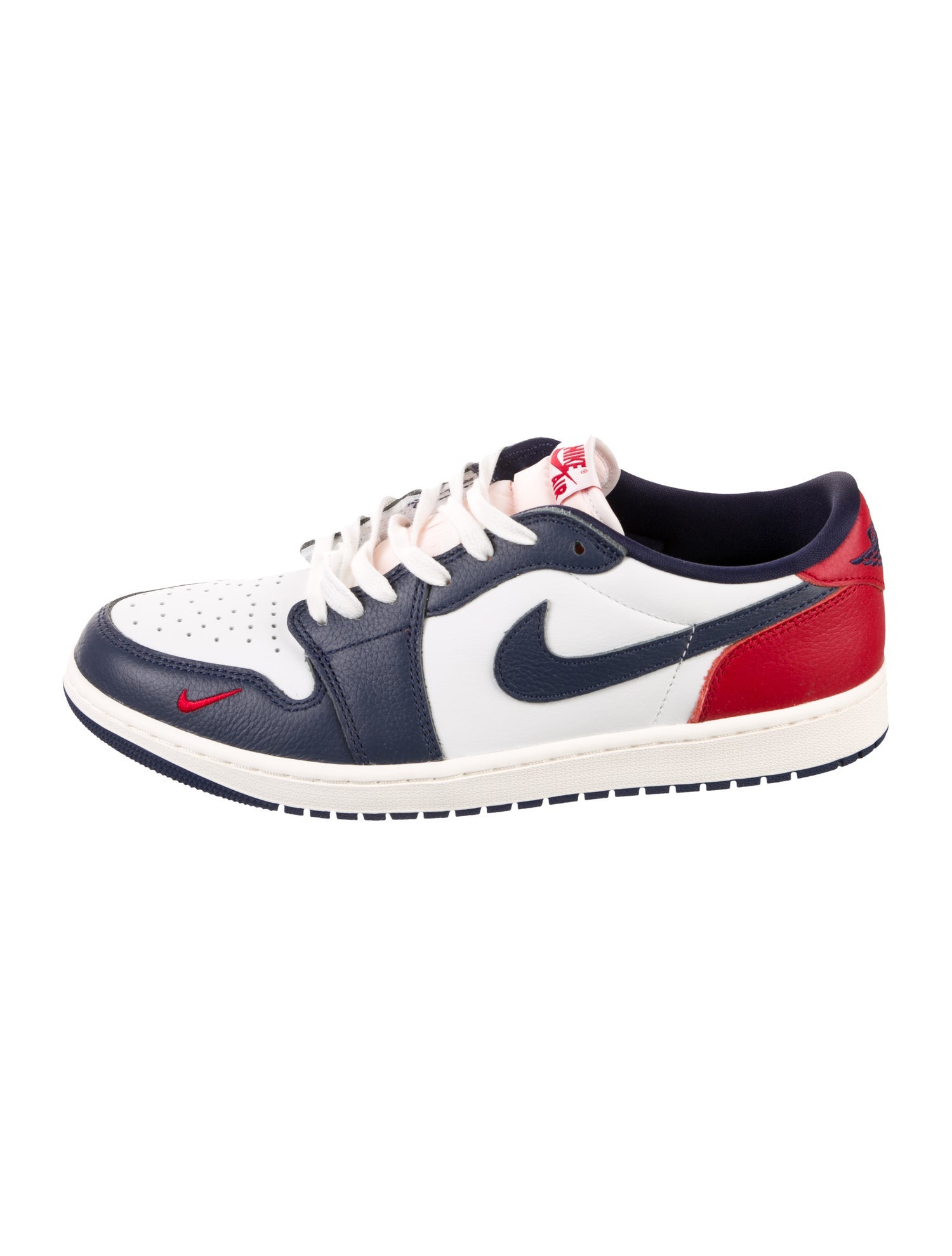 Jordan 1 Retro Low OG Howard University Sneakers