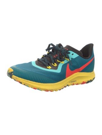 Nike Colorblock Pattern Athletic Sneakers