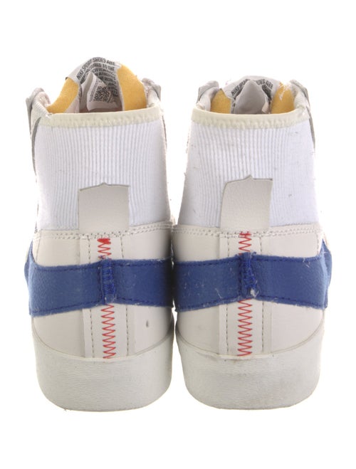 Nike Leather Colorblock Pattern Sneakers