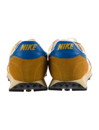 Nike Mesh Colorblock Pattern Athletic Sneakers