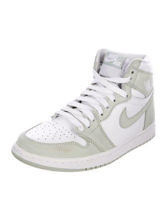 Nike Leather Colorblock Pattern Sneakers
