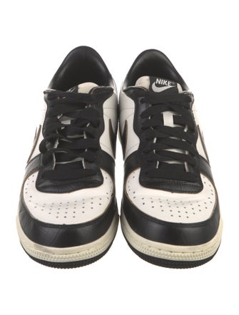 Nike Leather Colorblock Pattern Sneakers