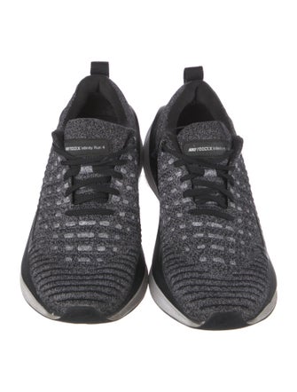 Nike Signature Logo Athletic Sneakers