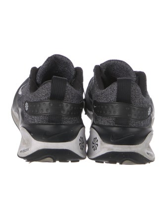 Nike Signature Logo Athletic Sneakers