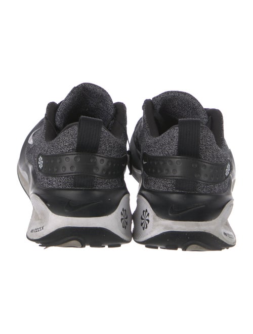 Nike Signature Logo Athletic Sneakers