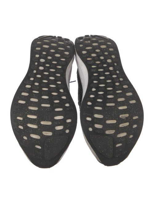 Nike Signature Logo Athletic Sneakers