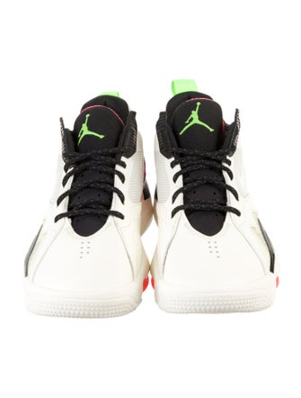 Nike Mesh Printed Sneakers