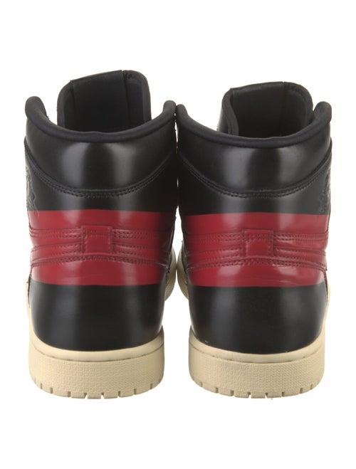 Nike Leather Colorblock Pattern Sneakers