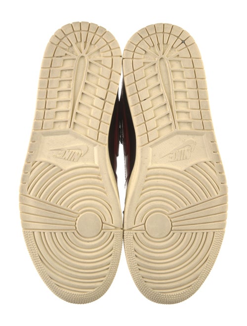 Nike Leather Colorblock Pattern Sneakers